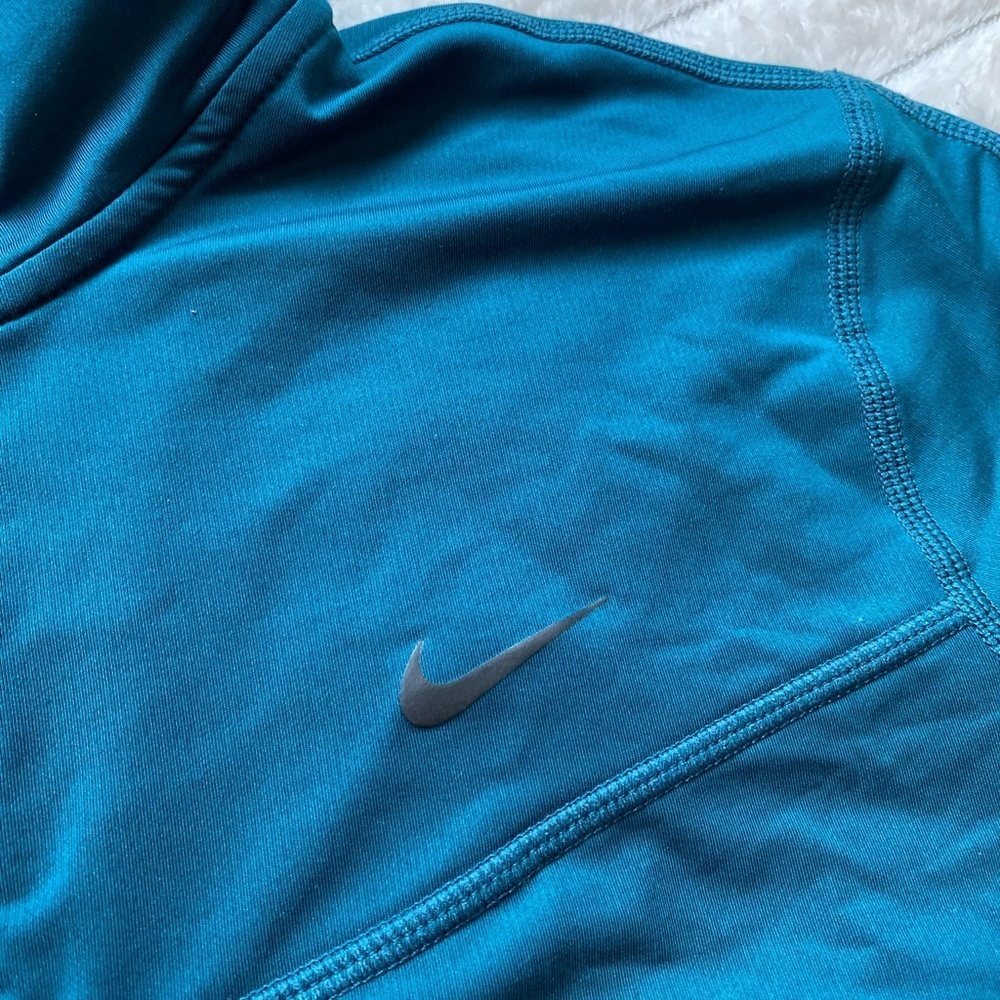 Nike Dri-FIT Teal Half-Zip Long Sleeve Pullover – Women’s Large - Picture 2 of 6